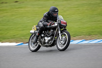 Vintage-motorcycle-club;eventdigitalimages;mallory-park;mallory-park-trackday-photographs;no-limits-trackdays;peter-wileman-photography;trackday-digital-images;trackday-photos;vmcc-festival-1000-bikes-photographs